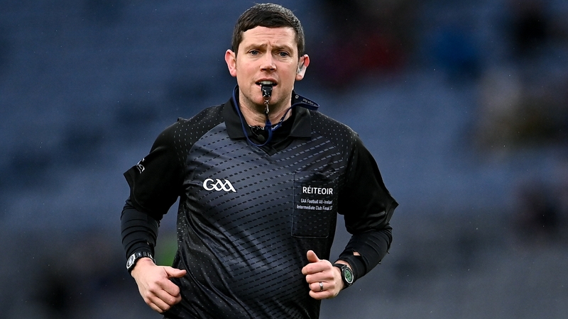 Referee Barry Tiernan