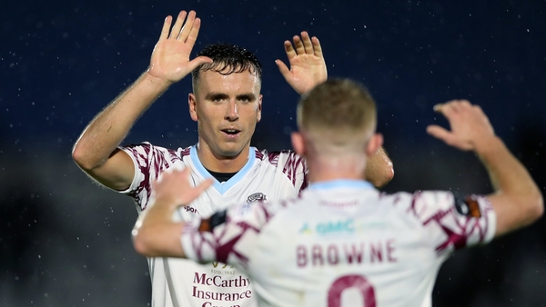 Cobh Ramblers hold a one-goal lead