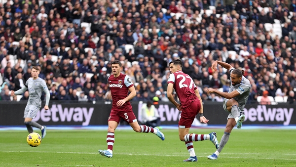 Dominic Calvert-Lewin scoring the Everton winner