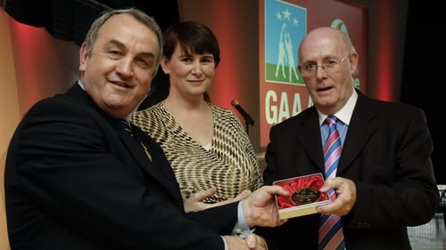 Leydon, on the right, picking up an award from GAA President Nickey Brennan in 2006 to mark the 35th anniversary of first All-Star awards
