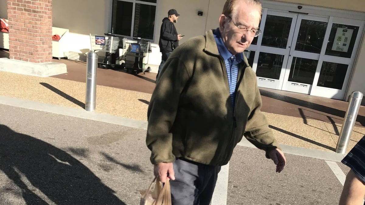 Former Irish Swimming coach George Gibney agrees to extradition