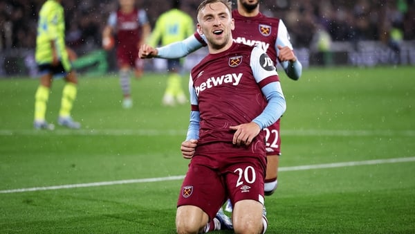 Jarrod Bowen celebrates scoring West Ham's third goal