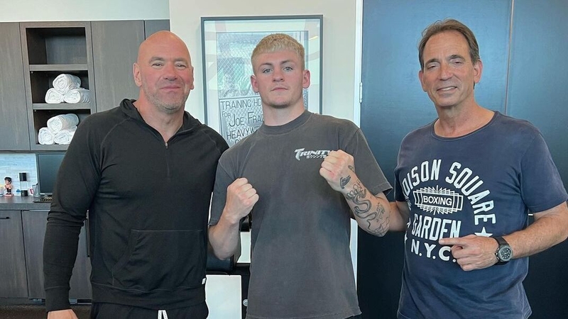UFC supremo Dana White, Callum Walsh and promoter Tom Loeffler (Credit: Instagram @kingcallumwalsh)