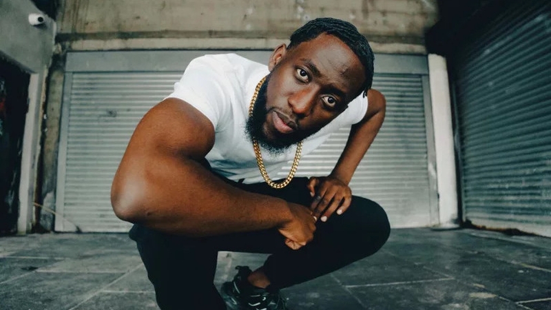 The rapper combines drill with samples of classic Irish music as well as lyrics as Gaeilge