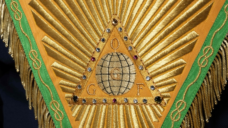 The coat of arms of the Freemasonic organisation The Grand Orient de France