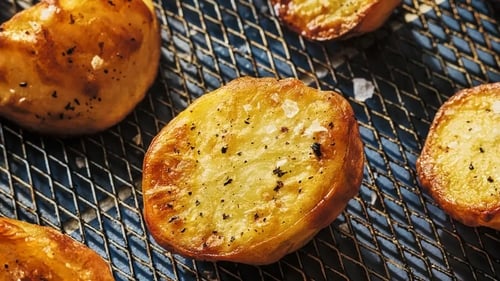 otatoes from Poppy Cooks: The Actually Delicious Air Fryer Cookbook (Haarala Hamilton/PA)