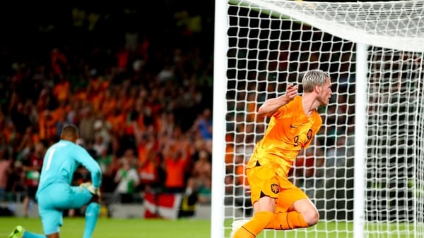 Wout Weghorst celebrates his goal