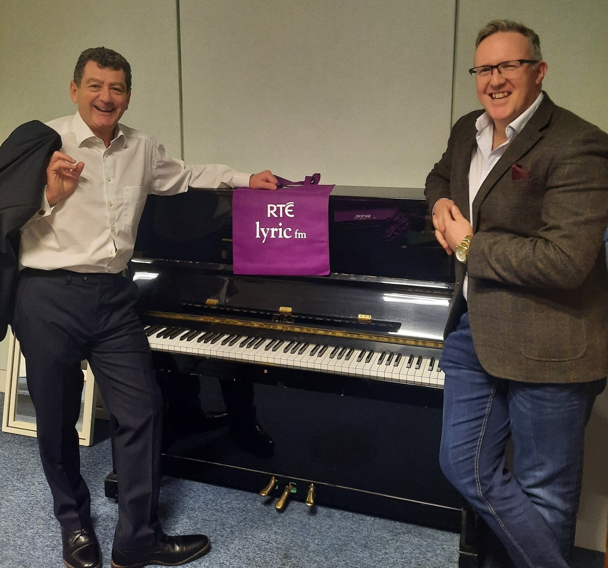 Tenor Gavan Ring live in Studio 1