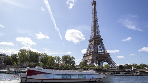 The parade of athletes for the opening ceremony will be held on the Seine