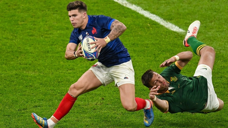 Matthieu Jalibert comes in at out-half for France