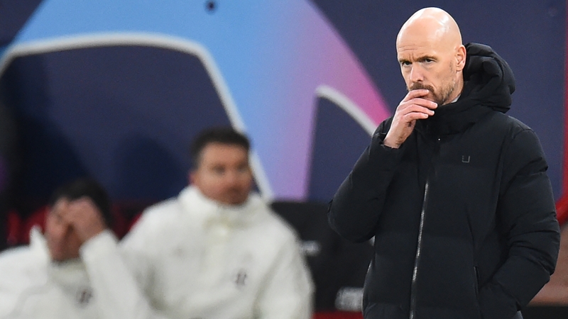 Erik ten Hag looks on during Man United's defeat to Bayern Munich at Old Trafford