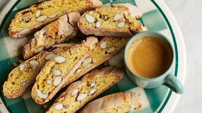 Dunk these crisp biscuits into a cup of coffee.