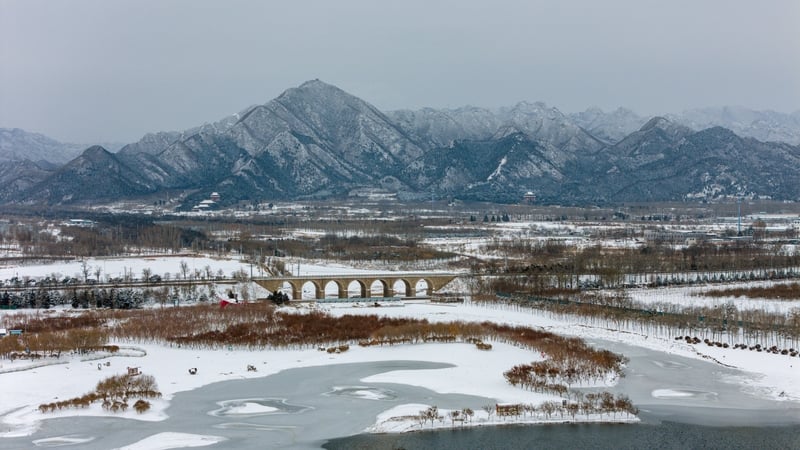 A low-temperature alert has been issued across China