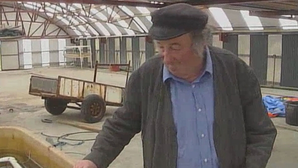 An tOllamh Pádraig Ó Céidigh, ón saotharlann i gCarna