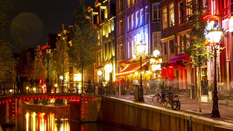 Mayor Femke Halsema wants to move the red light district out of the inner city