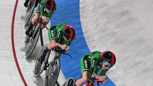 Mia Griffin, Alice Sharpe, Kelly Murphy and Lara Gillespie competing in the women's team pursuit at the 2022 European Championships in Munich