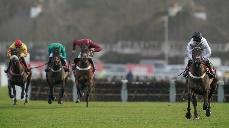 Nico de Boinville rides Constitution Hill to an impressive win at Kempton