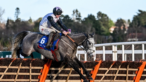 Irish Point was an impressive 11-length winner
