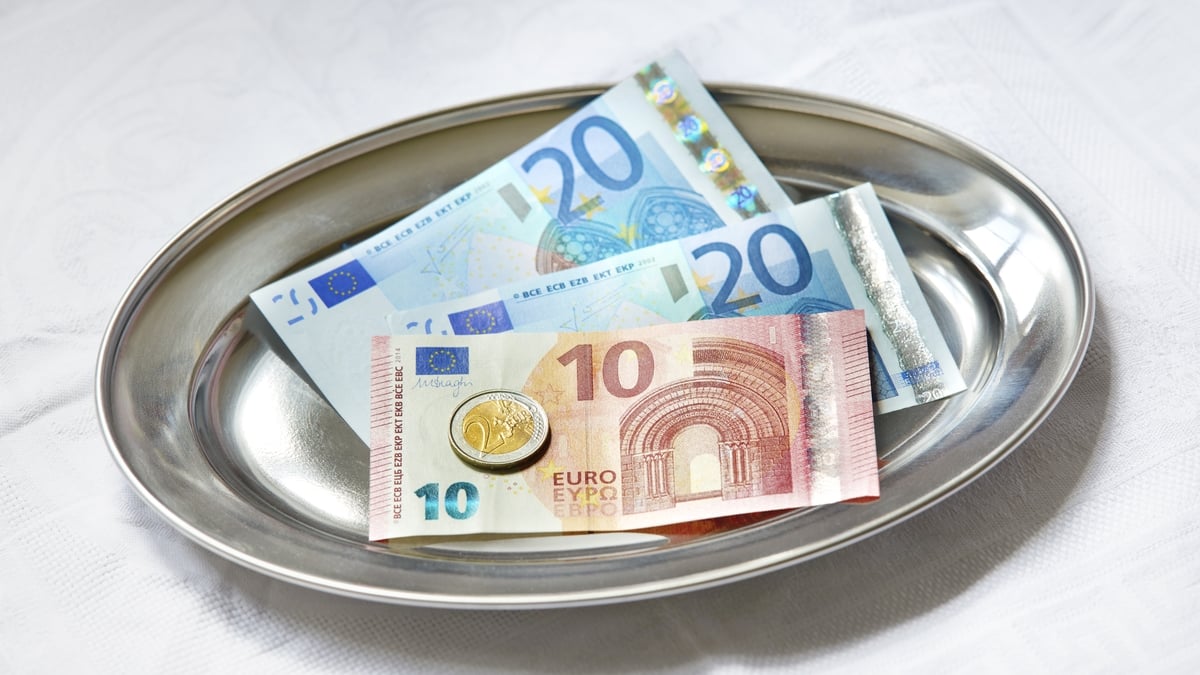 Should tips be exempt from income tax?
