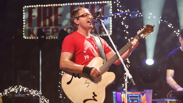 Wheatus performing Teenage Dirtbag on The Late Late NYE Special