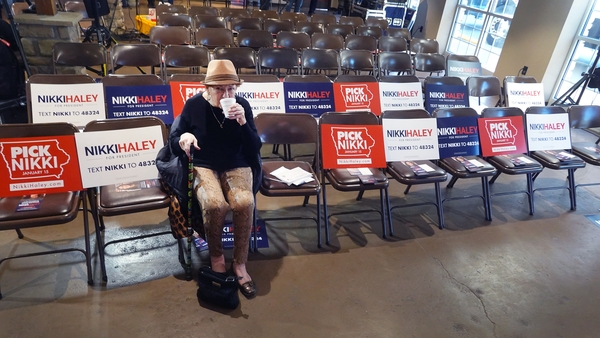 Sandra Sandfort waits for Republican presidential candidate Nikki Haley at a campaign stop in Nevada, Iowa. Photo: Scott Olson/Getty Images
