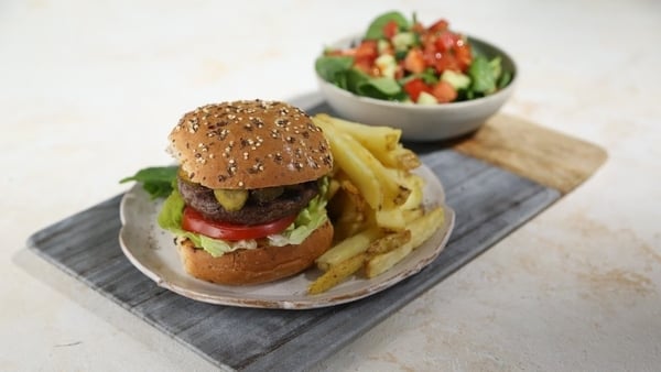 Burger & chips: OT