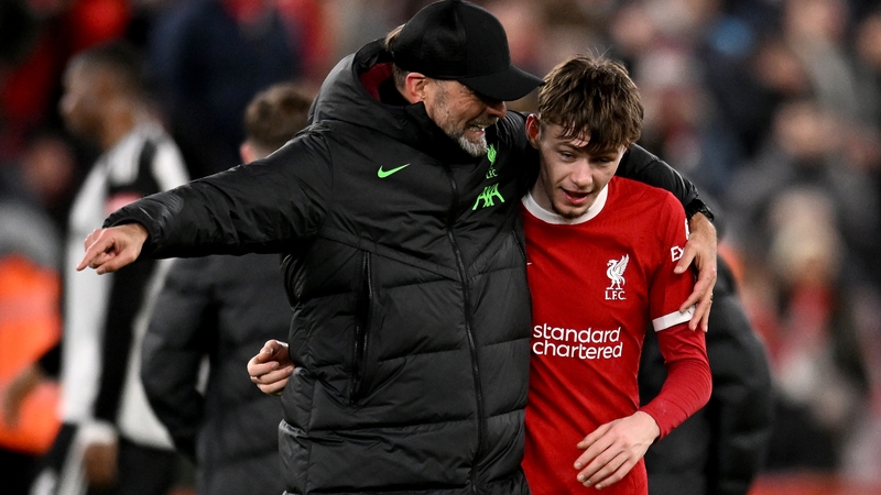 Jurgen Klopp with Conor Bradley after Liverpool's victory over Fulham