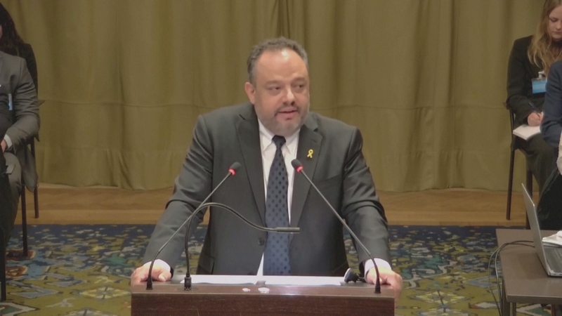 Tá "cuntas frithfhíorasach" curtha faoi bhráid na Cúirte Breithiúnais Idirnáisiúnta ag an Afraic Theas, a deir Tal Becker, abhcóide ar son Iosrael sa Háig