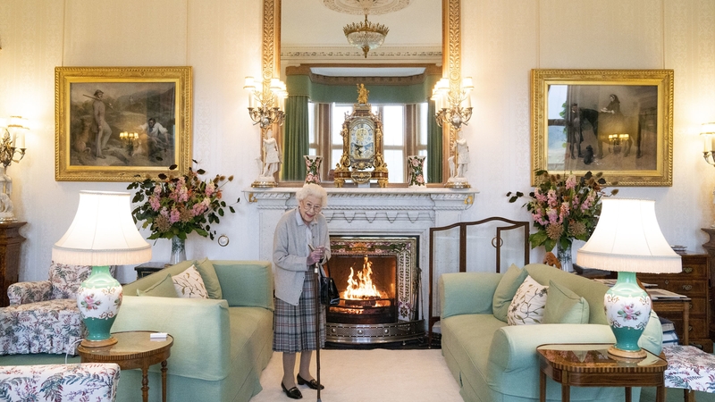 A note about Queen Elizabeth's death at Balmoral on 8 September 2022 was written by Edward Young in a memo that has been reported by the Daily Mail