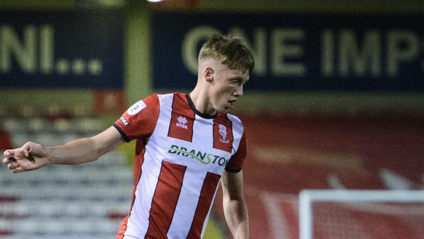 Oisin Gallagher moved to Lincoln City from Derry City