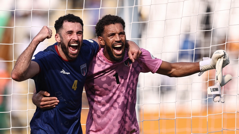 Shamrock Rovers defender Roberto 'Pico' Lopes (l) helped Cape Verde keep a clean sheet