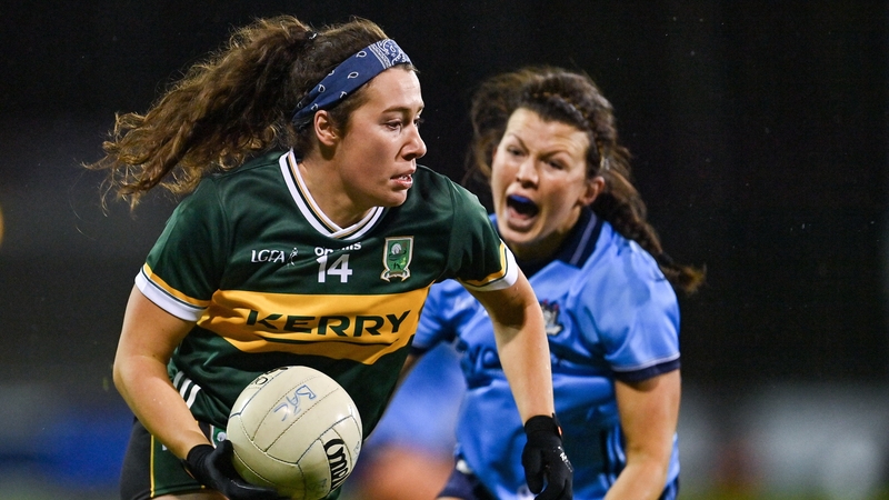 Emma Dineen (L) takes on Leah Caffrey