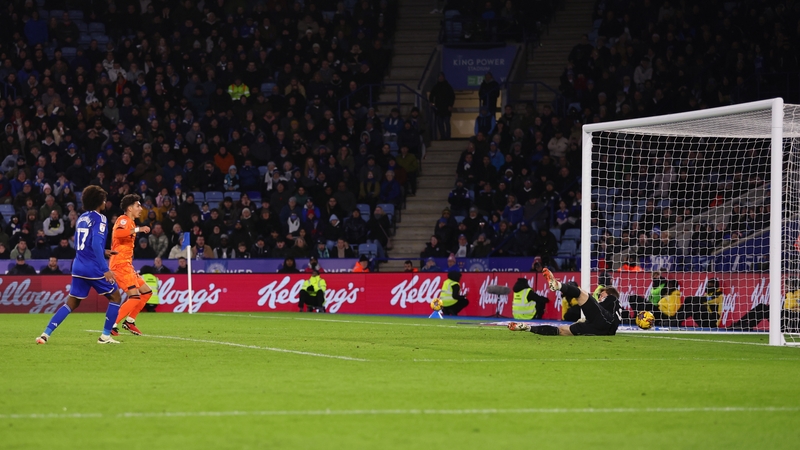 Jeremy Sarmiento scores Ipswich Town's equaliser agaiinst Leicester City