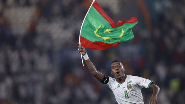 Mauritania's midfielder #8 Bodda Mouhsine