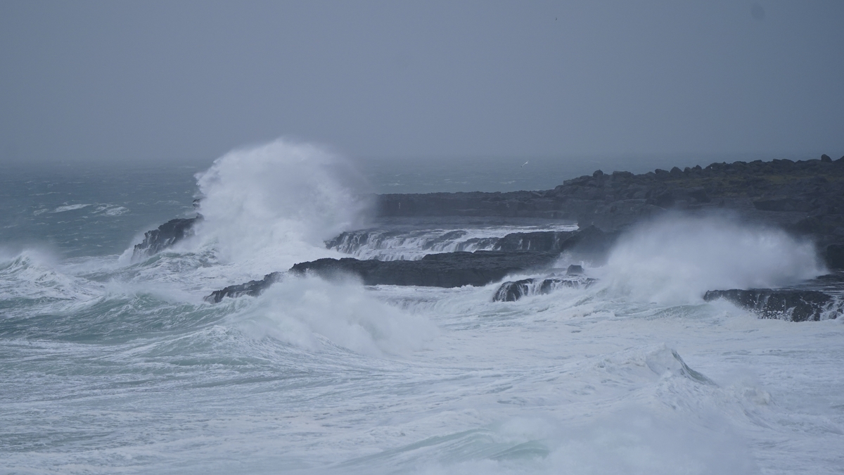 Storm Jocelyn sweeps accross country overnight