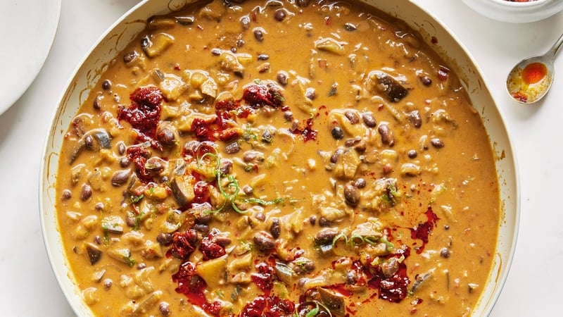 This is the perfect meal to batch cook on a Sunday night and eat throughout the week.