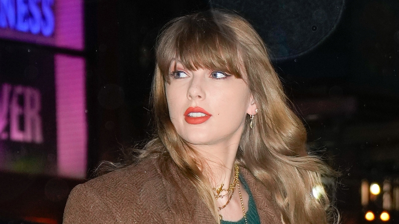 Taylor Swift owns home New York and California