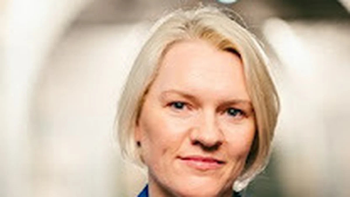 Mairéad Ní Mhaolchiaráin, ó Sheomra na Nuachta.