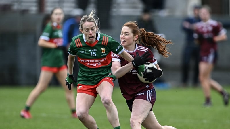 Lisa Cafferky (l), pictured with Galway's Sarah Ní Loingsigh, was the hero for the visitors
