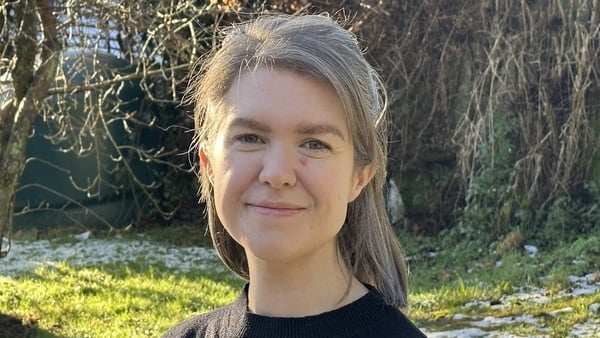 Rebecca Hunter, writer