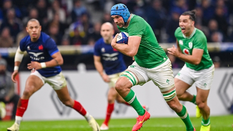 Tadhg Beirne powers over for Ireland's second try