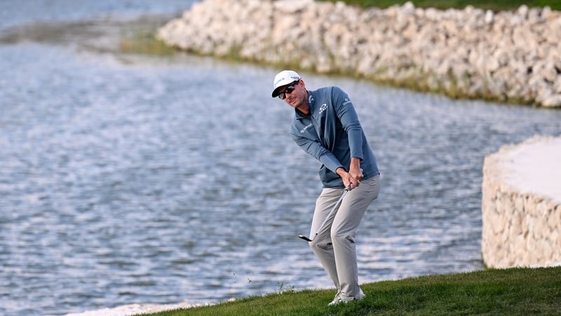 Dylan Frittelli hips to the 18th green