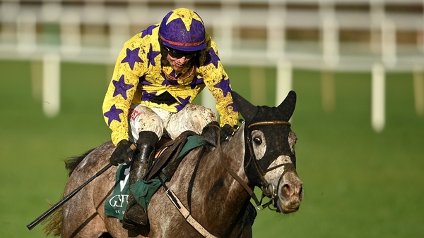 Il Etait Temps ran out the 6-1 winner