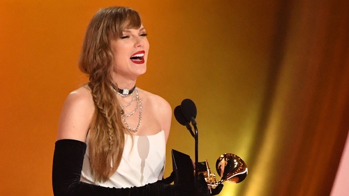 Taylor Swift has announced a brand-new album during her acceptance speech