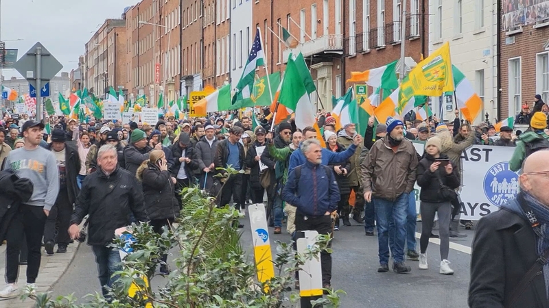 An anti-immigration protest began at around 2pm at the Garden of Remembrance, before travelling down O'Connell Street and to the Customs House