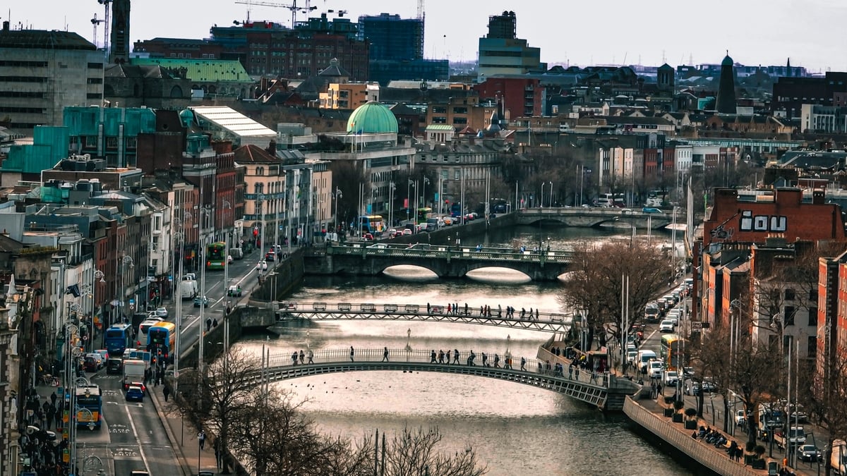 Plan to ban private cars driving through parts of Dublin city centre from August