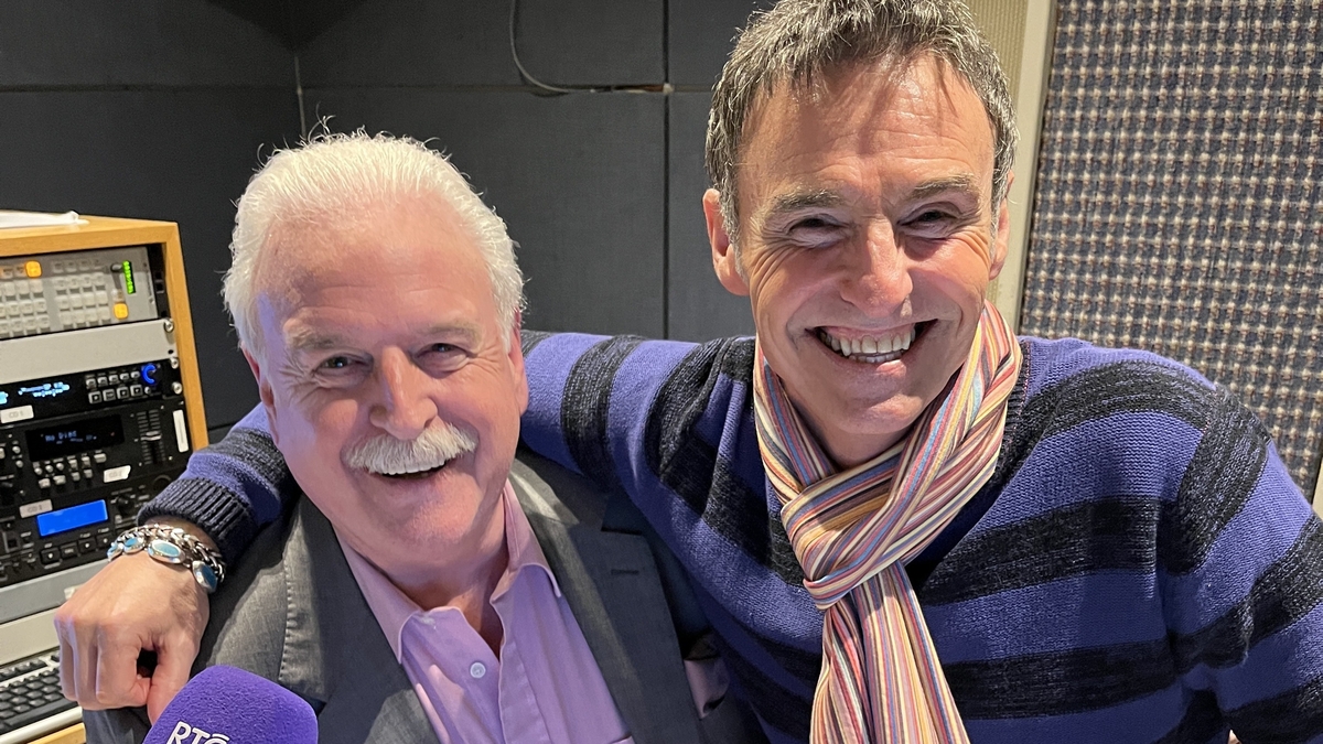 Marty is joined by - Wet, Wet, Wet sensation Marti Pellow.