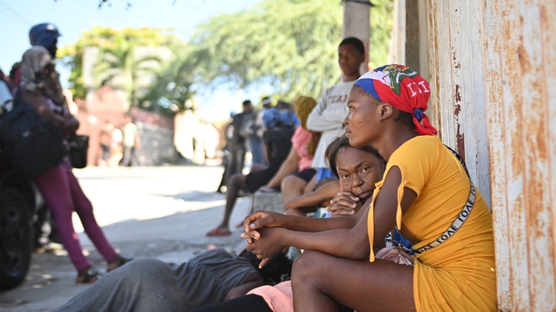 Families take to the streets to escape the gangs in Solino, Port-au-Prince 18 January (Pic: Richard Pierrin/ AFP)