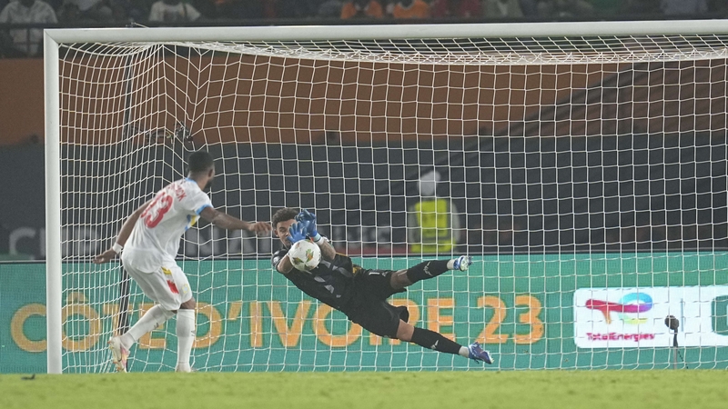 Ronwen Williams saves the spot-kick of Mischack Elia