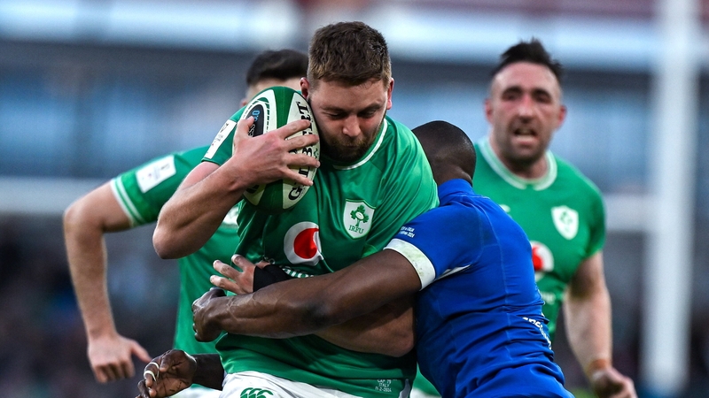 Iain Henderson in action against Italy